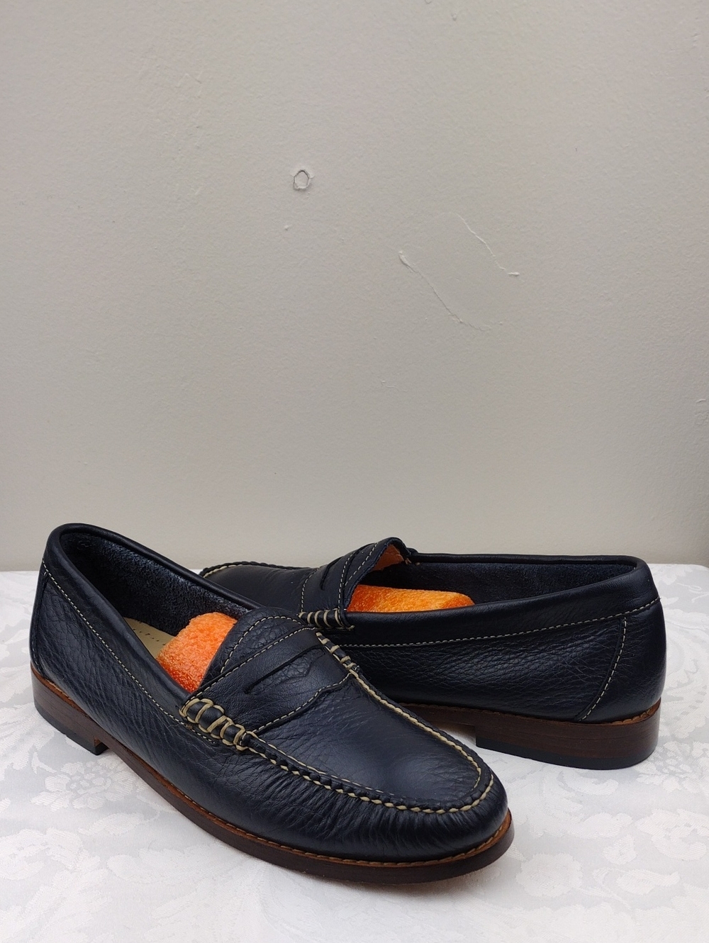 Weejuns G.H Bass & Co Navy Blue Leather Almond Toe Slip On Penny Loafer Shoe